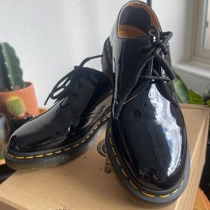 Dr. Martens 1461 Patent Leather Lamper